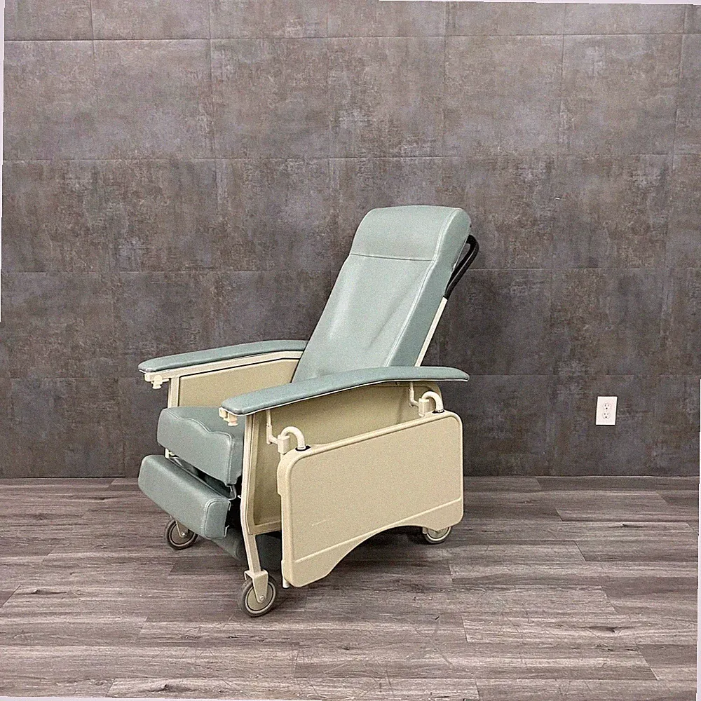 Invacare Deluxe 3 Position Recliner