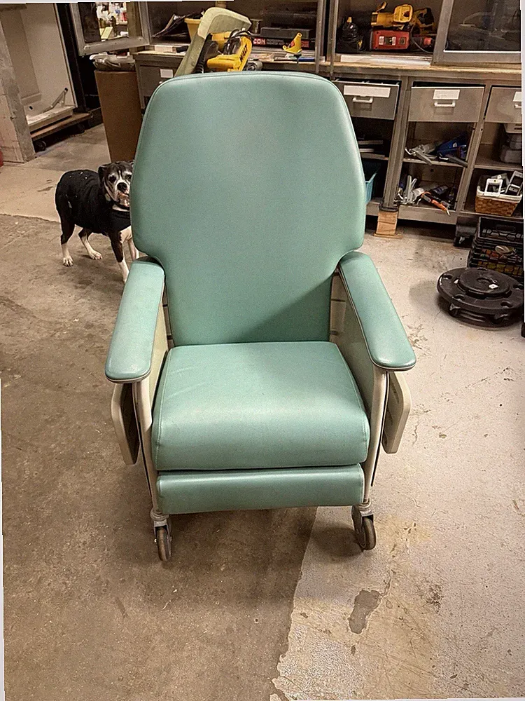 Lumex Wide Medical Recliner